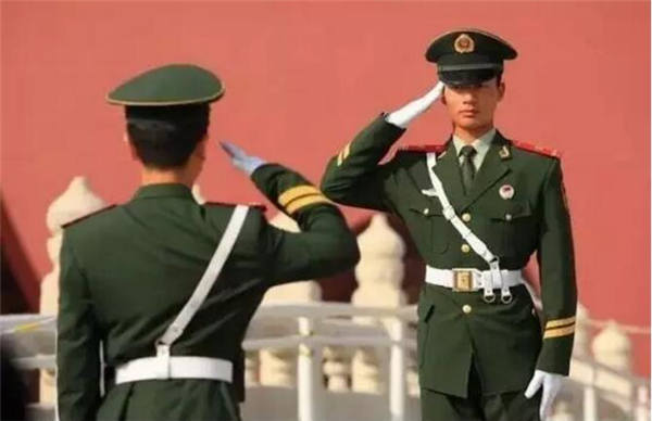 八一建军节鸿业办公家具向中国全体军人致敬